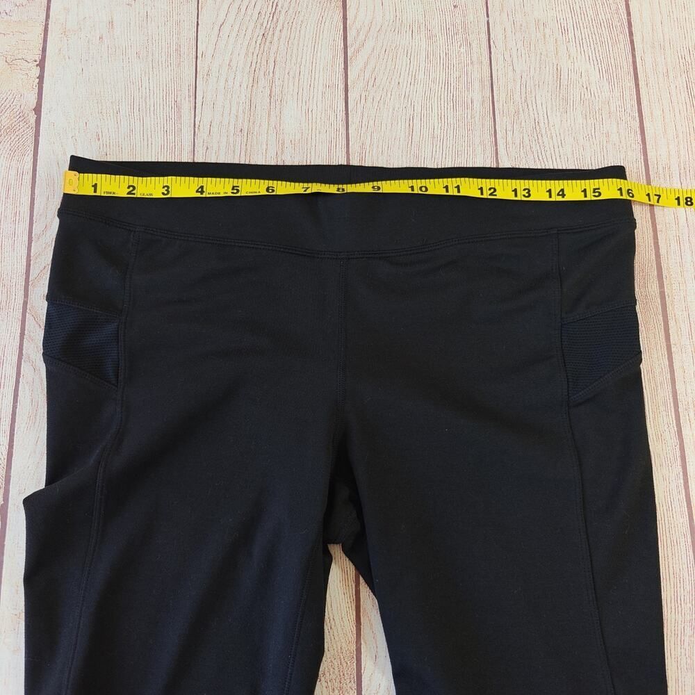Athleta Relay Capri Crop Legging sz L - Picture 6 of 9